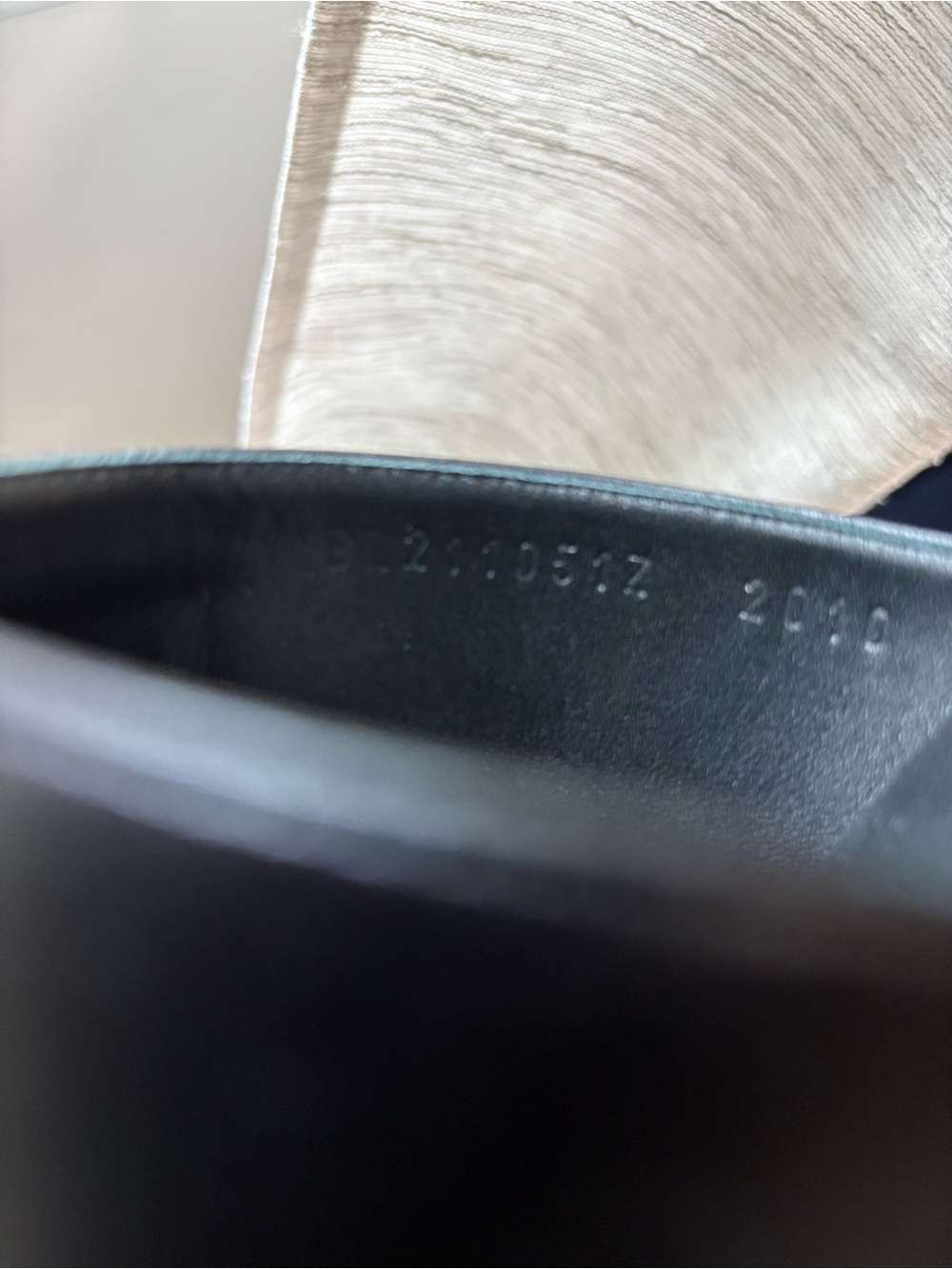 Hermès Caia Slides
Black 37 Preowned - Picture 10 of 11